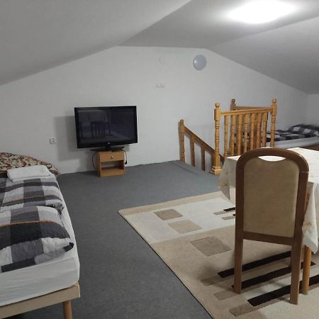 NATY apartmán Haniska Esterno foto