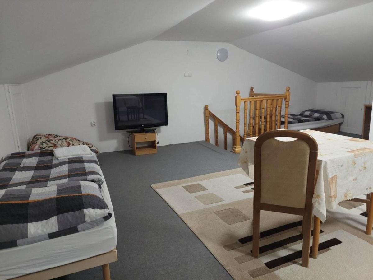 NATY apartmán Haniska Esterno foto
